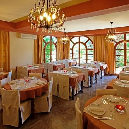 Otel Milton Roda (Corfu)