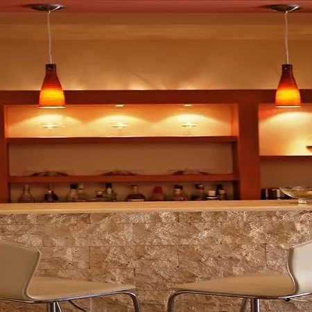 Milton Otel