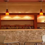 Milton Otel