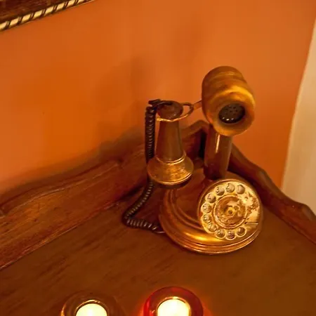 Отель Milton 2*