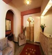 Milton Otel 2*
