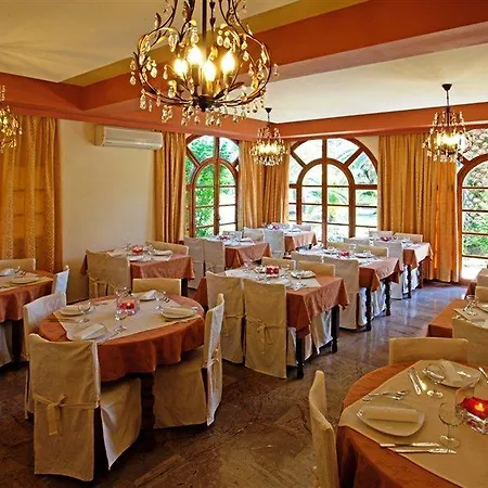 Milton Hotel Roda (Corfu)